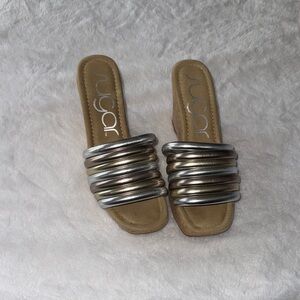 Sugar NWOT Silver Metallic Slide Sandals